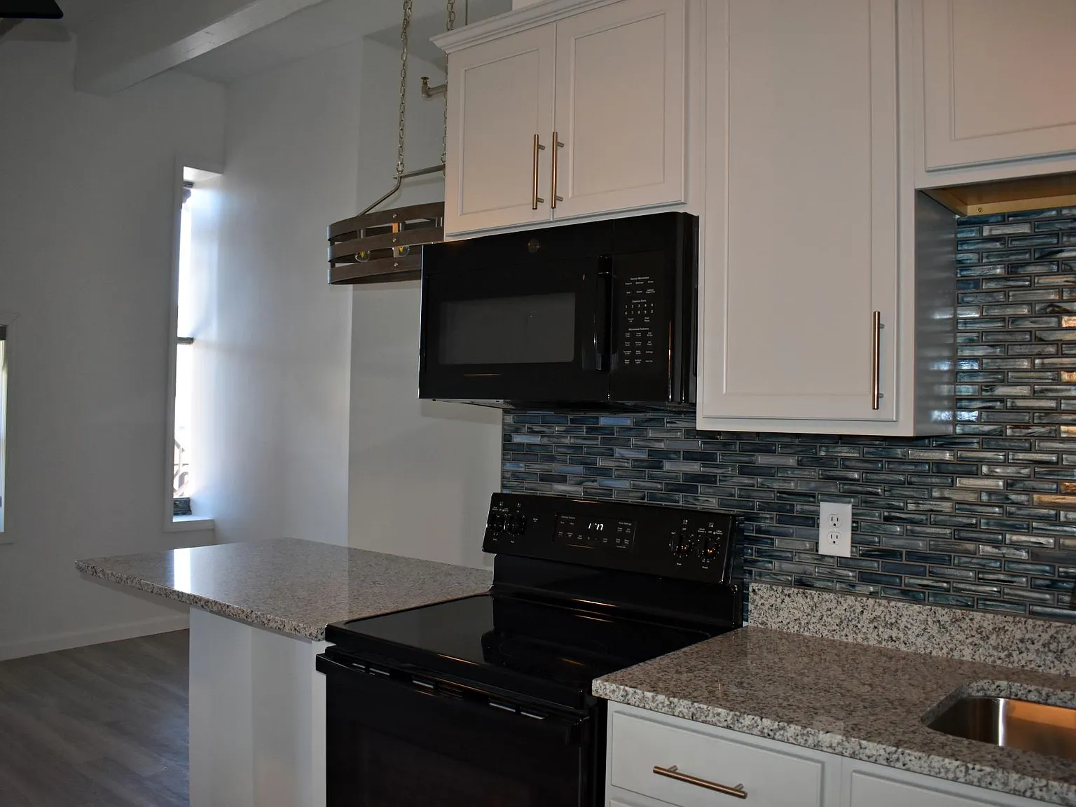 1 bed, $1,900 — Photo 2