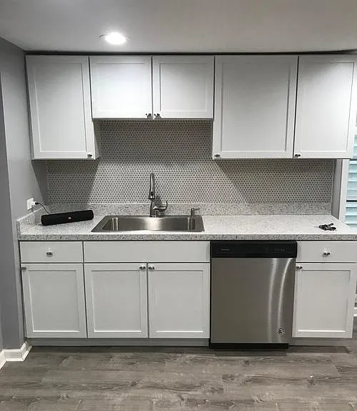 538 W 46th St #1 — Photo 3