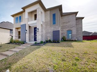 416 Newpark Blvd, Desoto, TX 75115