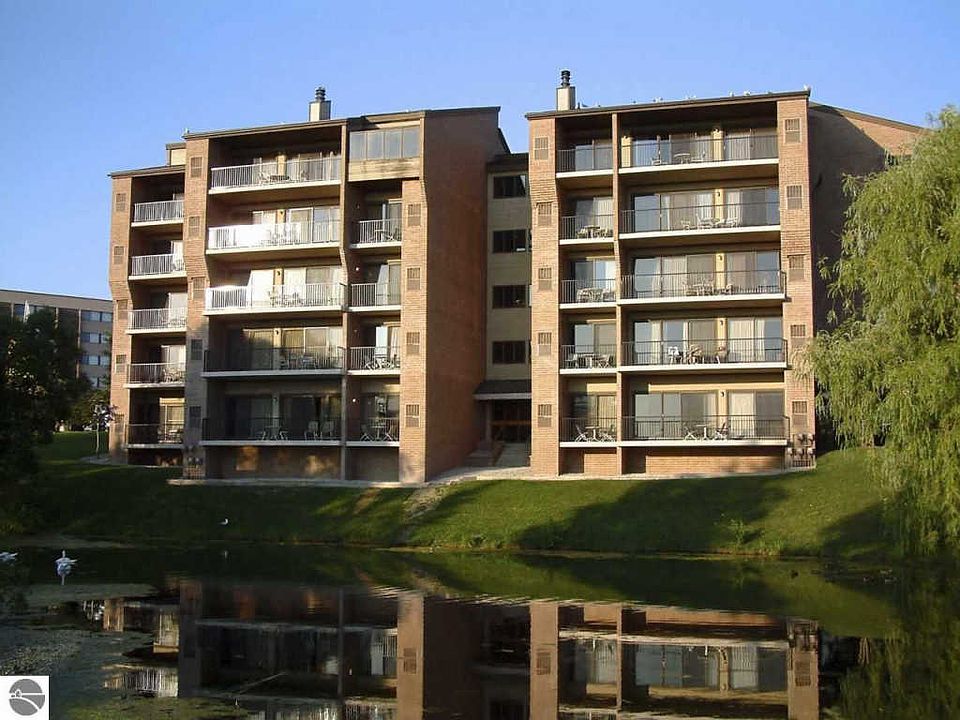 1st image of 5007 Valleyway Dr