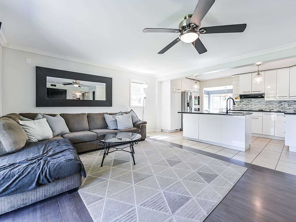 1st image of 4 Nellie Ave