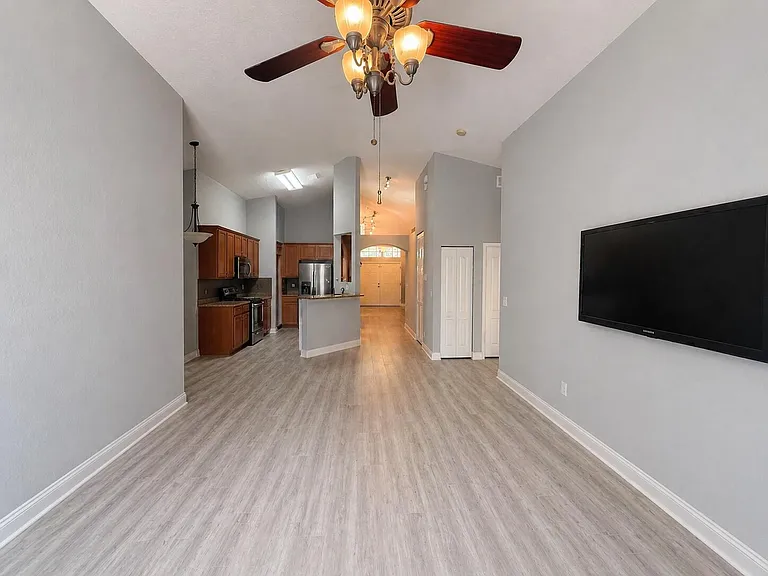 10372 Old Winston Ct — Photo 8