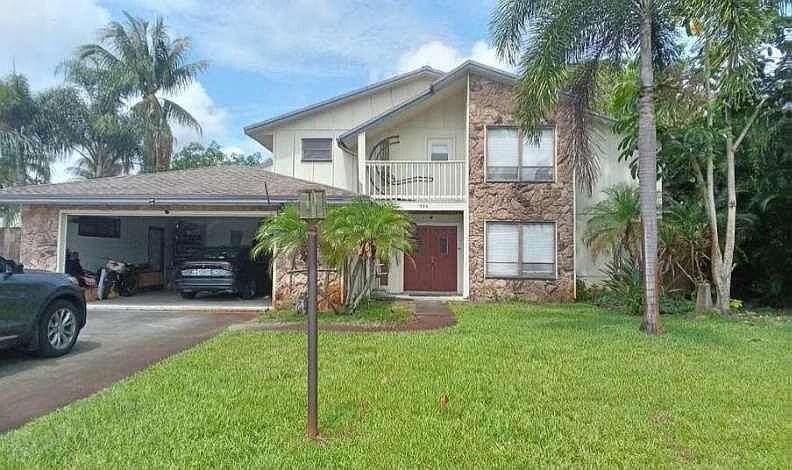 1st image of 596 Greenwood Drive