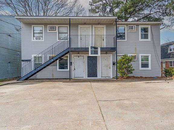 3rd image of 1573 Aspin St #1