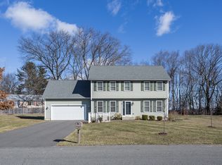 15 Aviator Way, Westfield, MA 01085