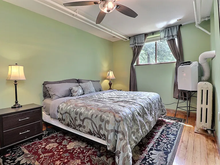 3229 Garfield Ave #1 — Photo 1