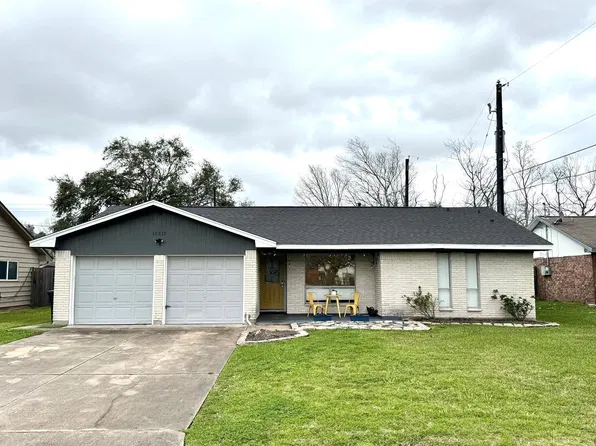 11311 Caribbean Ln, Houston, TX 77089