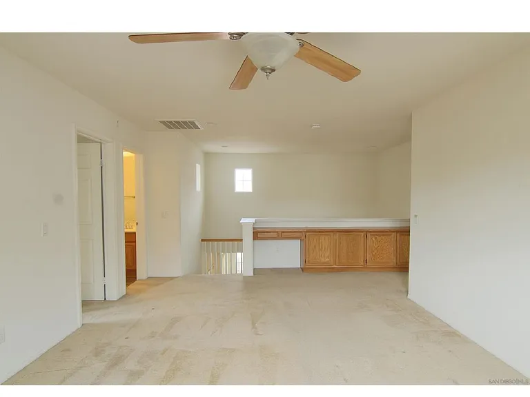 31719 Poppy St — Photo 7