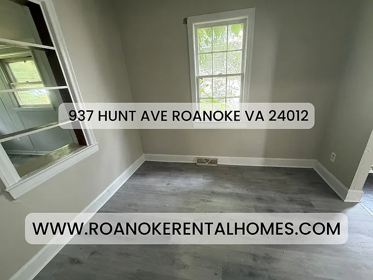937 Hunt Ave NW — Photo 2