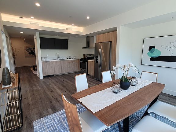 5th image of 862 Moraga Dr #304