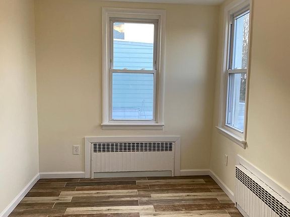 5th image of 171 Lockwood Ave #2