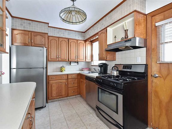 5th image of 8059 268th St
