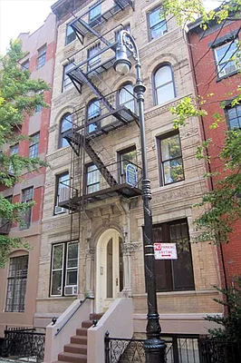 Rented by Corcoran | media 32