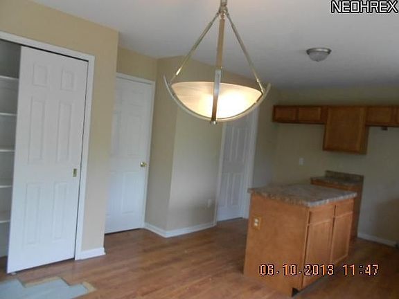 5th image of 616 Canterbury Ln