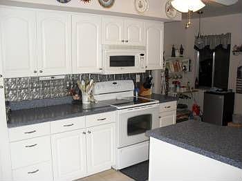 2nd image of 613 Oakmont Ave