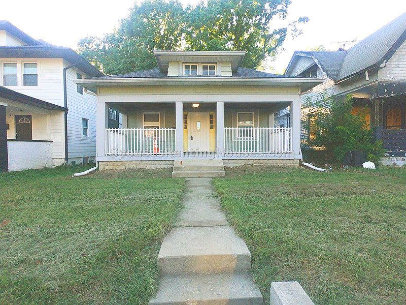 1st image of 3608 N Kenwood Ave