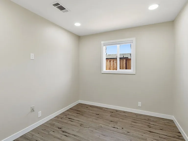 4621 Mia Cir — Photo 19