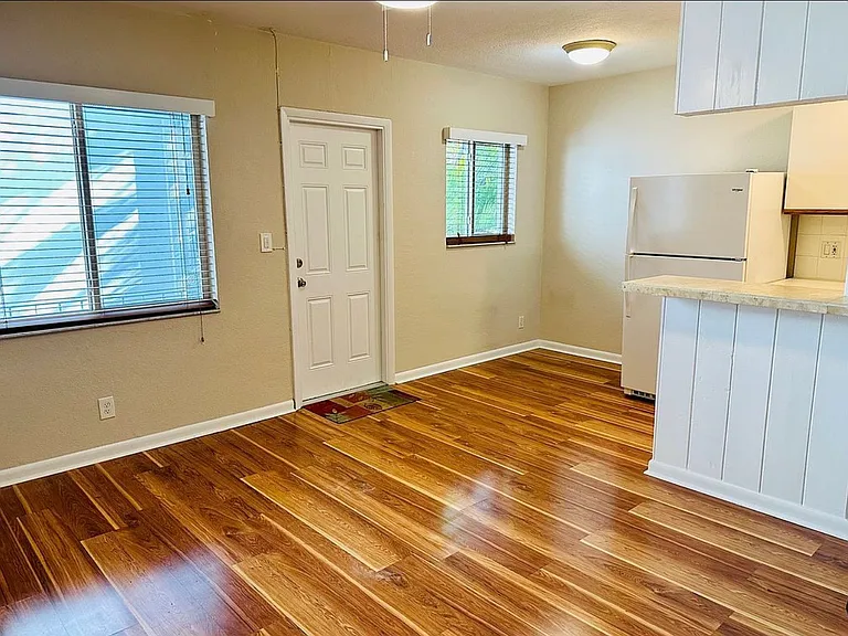 3071 SW 27th Ave #15 — Photo 4
