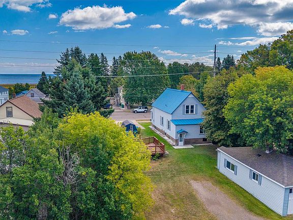 5th image of 2207 & 2209 Presque Isle Ave