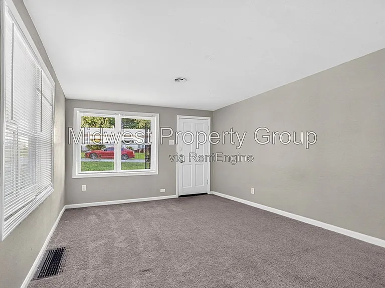 191 Bascom Dr — Photo 3