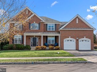204 Pennland Farm Dr, Perkasie, PA 18944