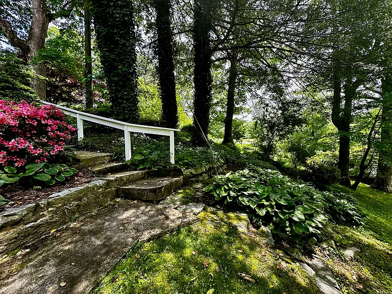707 Maybank Dr — Photo 38
