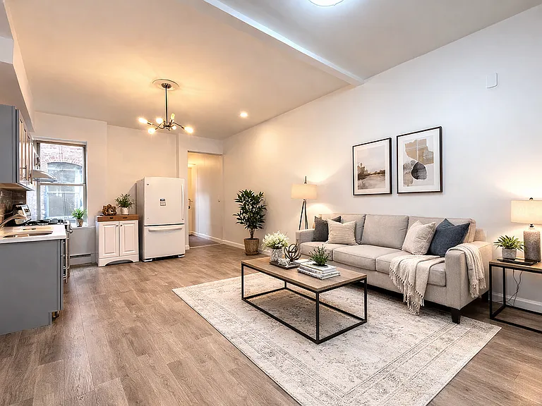 7208 Forest Ave #1F — Photo 1