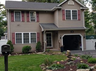 268 Evergreen Rd, Springfield, MA 01119