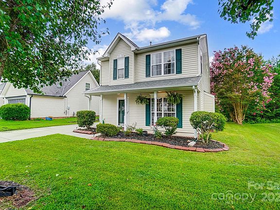3rd image of 549 Chase Brook Dr