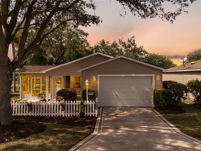2343 Dillon Ln, The Villages, FL, 32162