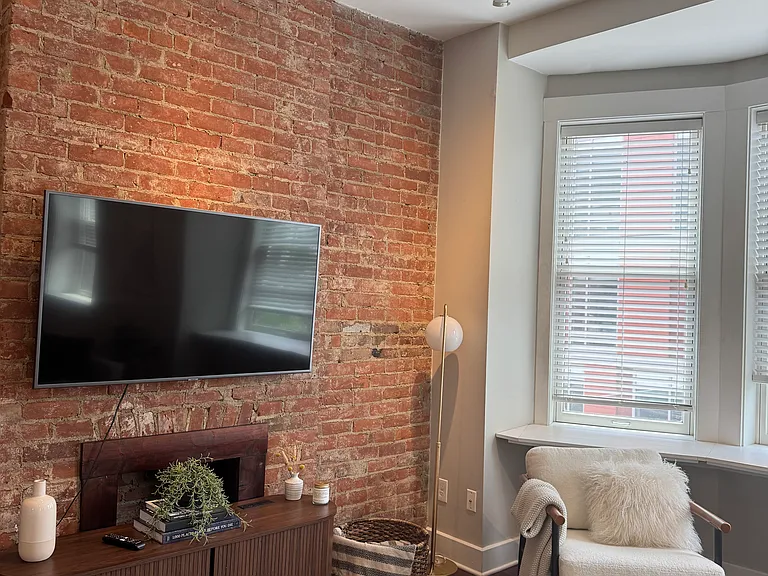 1501 Vine St #304 — Photo 6