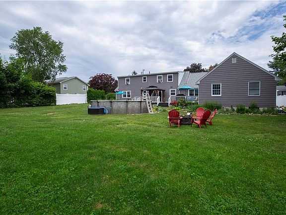 5th image of 12 Laurel Hill Dr