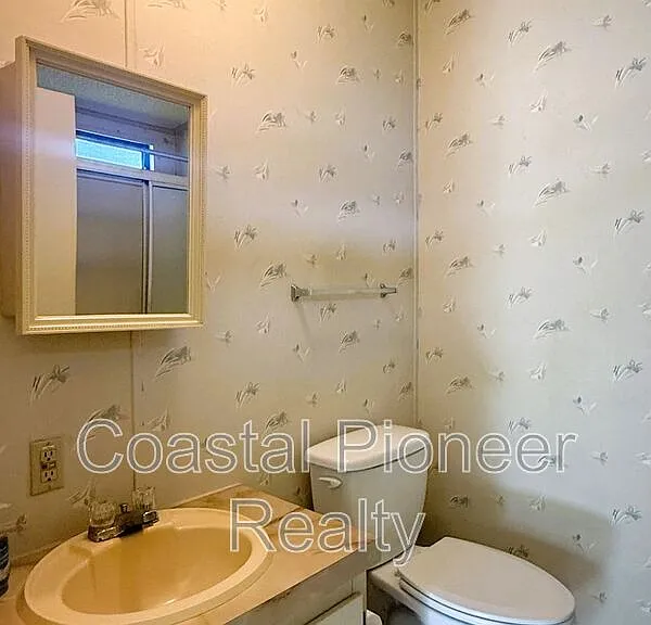 4550 Charter St #RC — Photo 16