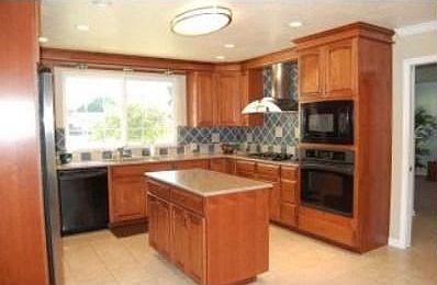 3rd image of 765 San Sebastian Pl