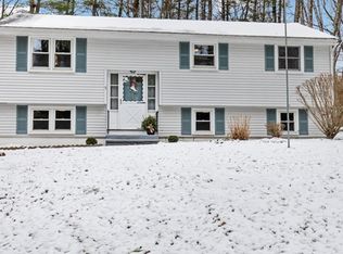 5 Harriman Rd, Merrimac, MA 01860