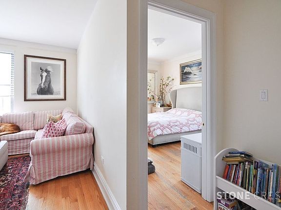 4th image of 209 W 97th St APT 6E