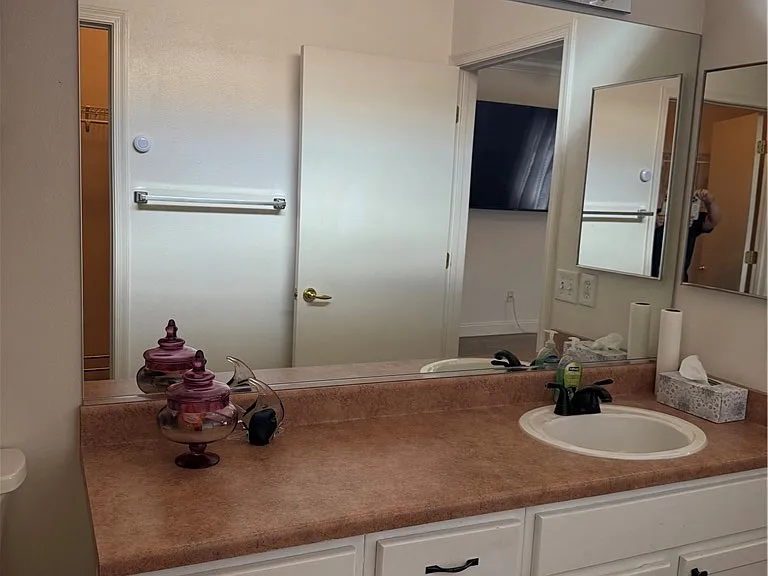 2851 Sapphire Desert Dr — Photo 5