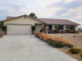 18545 Siskiyou Rd, Apple Valley, CA 92307