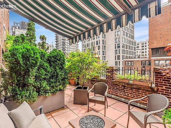 4th image of 44 Gramercy Park N #11AB