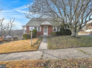 306 Sycamore Rd, Mohnton, PA 19540