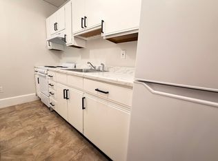 18 Brook St #2, Manchester, NH 03104