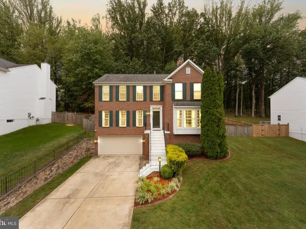 4921 Frishman Ct, Woodbridge, VA 22193