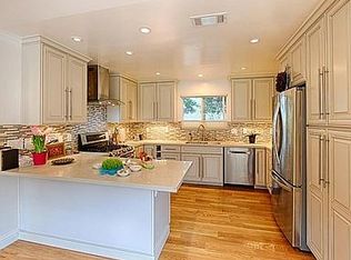 242 Swift St, Santa Cruz, CA 95060