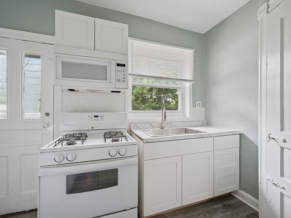 1st image of 228 N Edgewood St #A