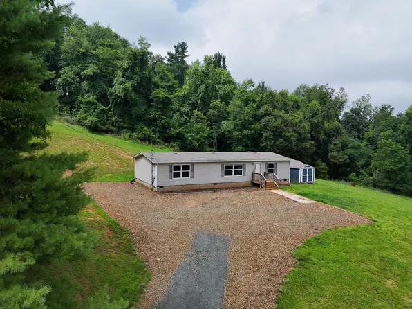 3767 Franklin Pike SE, Floyd, VA 24091