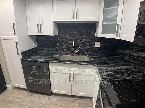4th image of 1051 79th Ave N #307-1051-3