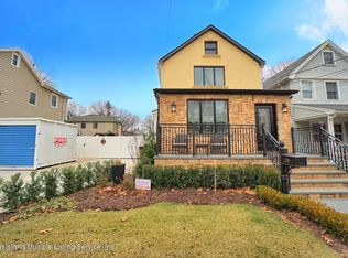 250 Lee Ave, Staten Island, NY
