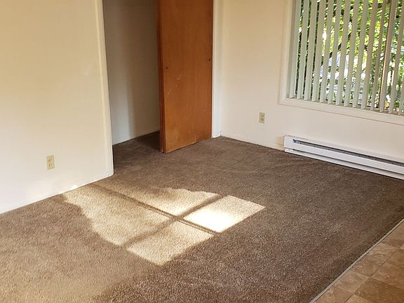 5th image of 242 E 14th Ave APT 4