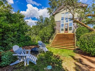 330 29th Ave E, Seattle, WA 98112