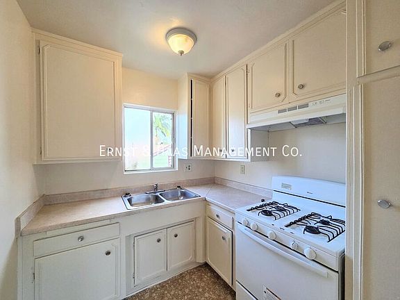 3rd image of 6769 Cherry Ave APT 5